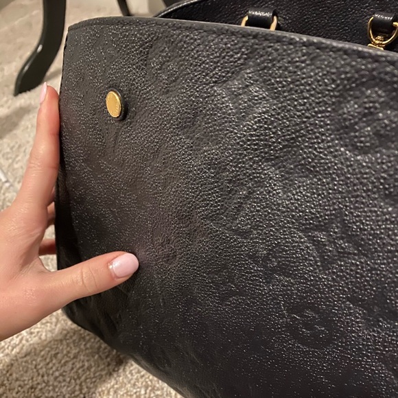 Louis Vuitton Purse - Picture 4 of 8